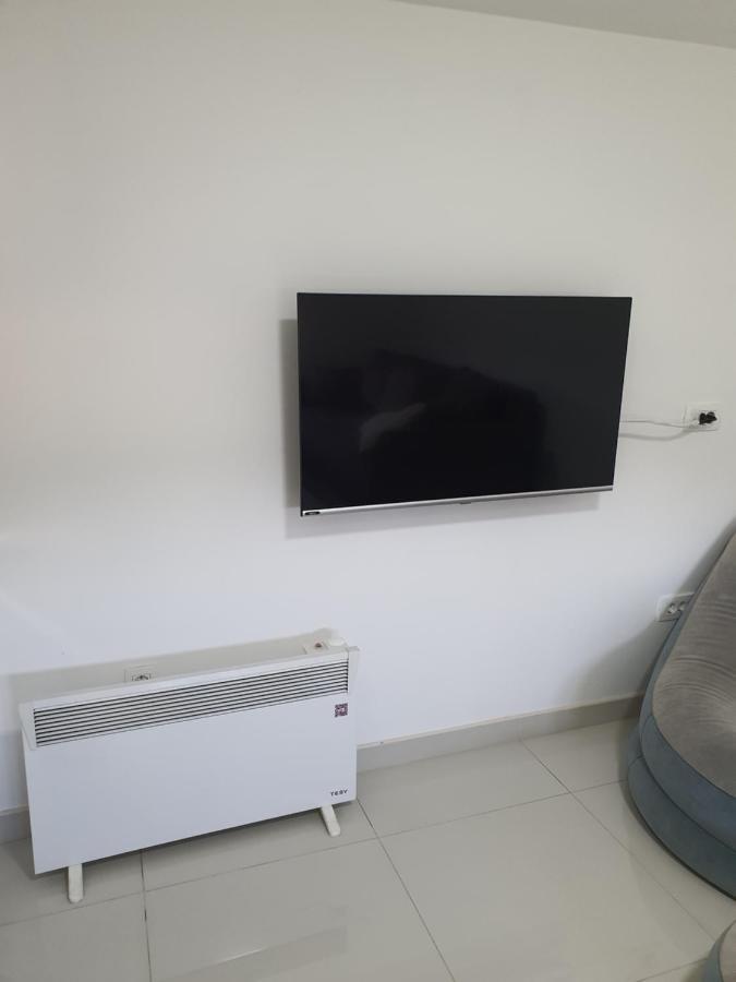 Apartman Tolosi 2 ポドゴリツァ エクステリア 写真