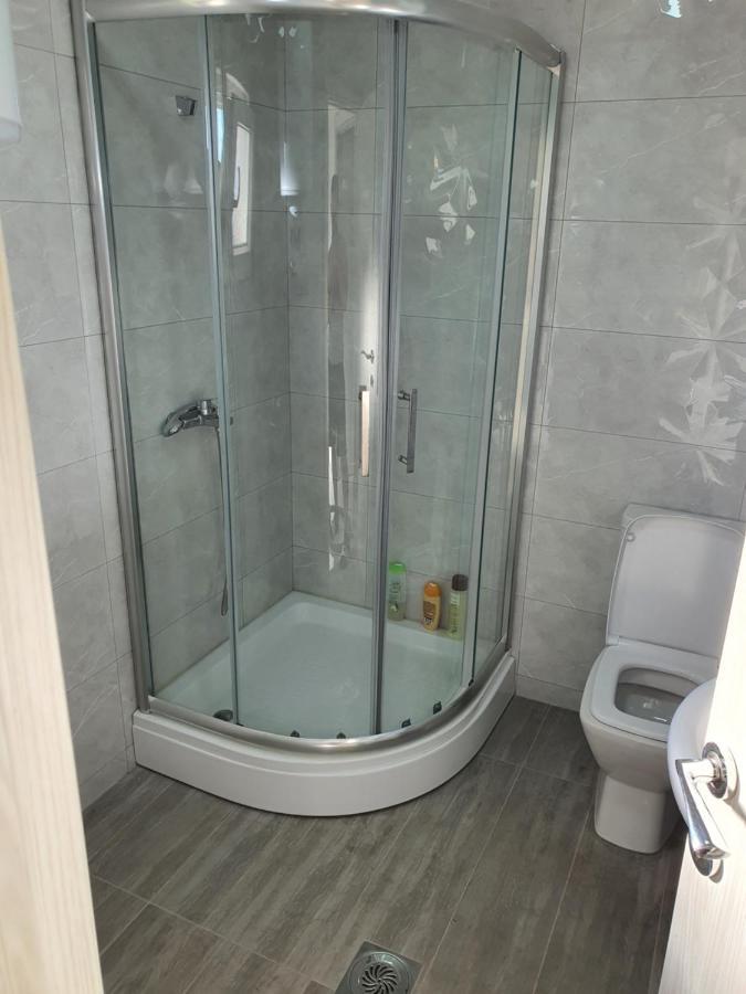 Apartman Tolosi 2 ポドゴリツァ エクステリア 写真